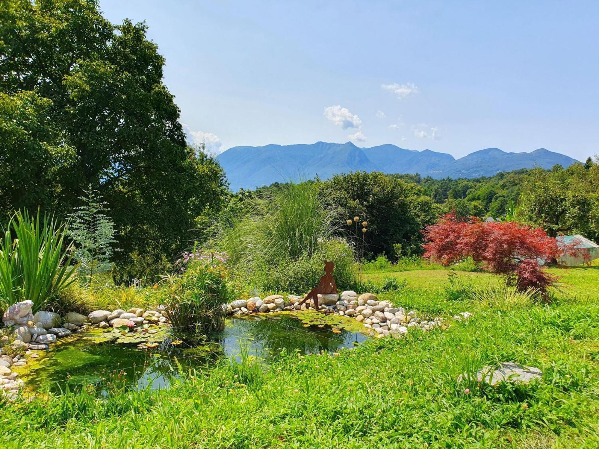 Villa With Enchanting Garden Overlooking The Lake ลุยโน ภายนอก รูปภาพ